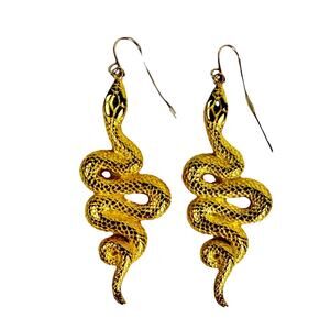 Vintage Metropolitan Museum Of Art MMA USA Snake Earrings Gold Tone 2”